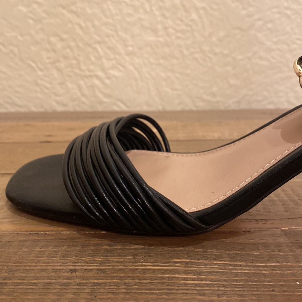Sandals - Picture 6 of 16